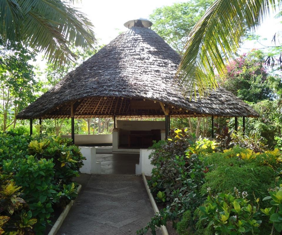 The Old Boma Hotel Mtwara Exteriör bild